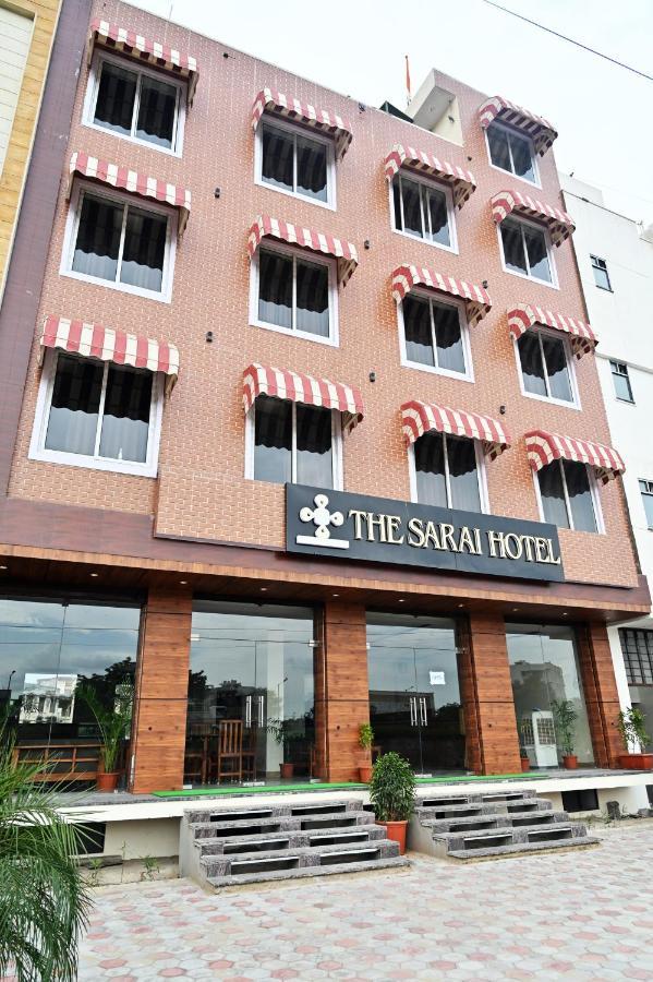 The Sarai, Hotel *